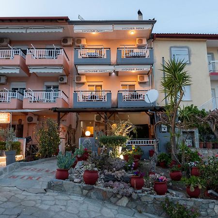 Apartamento House Niki Sarti Exterior foto